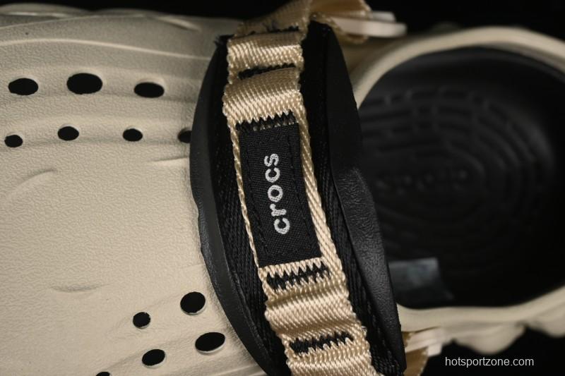 Crocs Bobs Flat Heel Closed Toe Slip-On Beach Clog Sandals