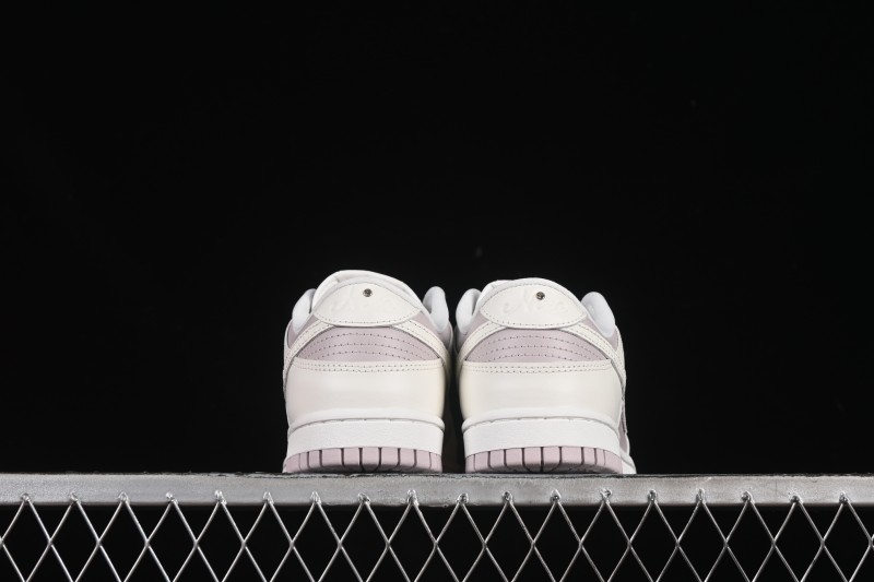 Nike SB Dunk Low White Light Purple Embossed Low-Top Casual Skate Shoes IH0639-011