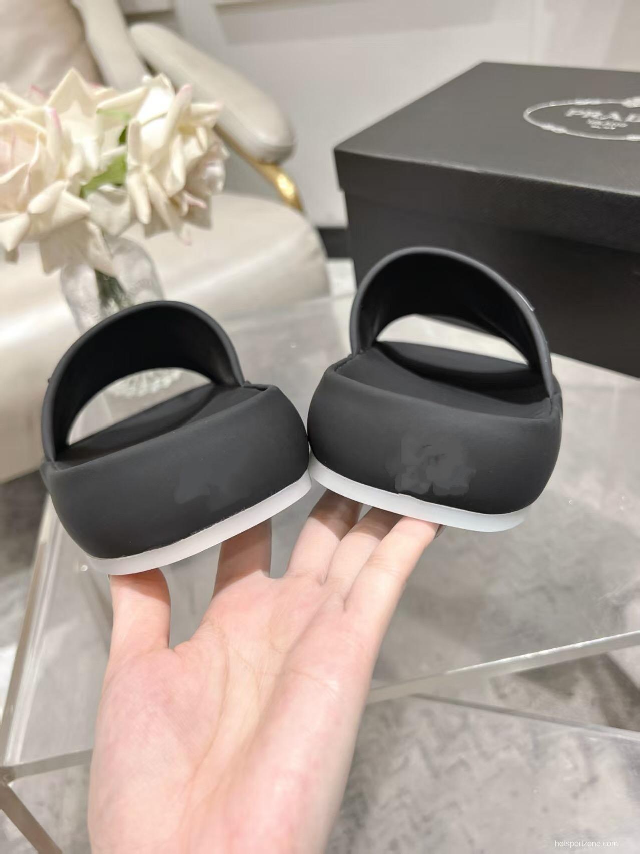 2025 Men Prada Black Leather Slippers KFY00220