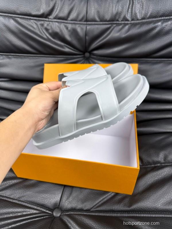2025 Men Louis Vuitton White Leather Slippers AS00180
