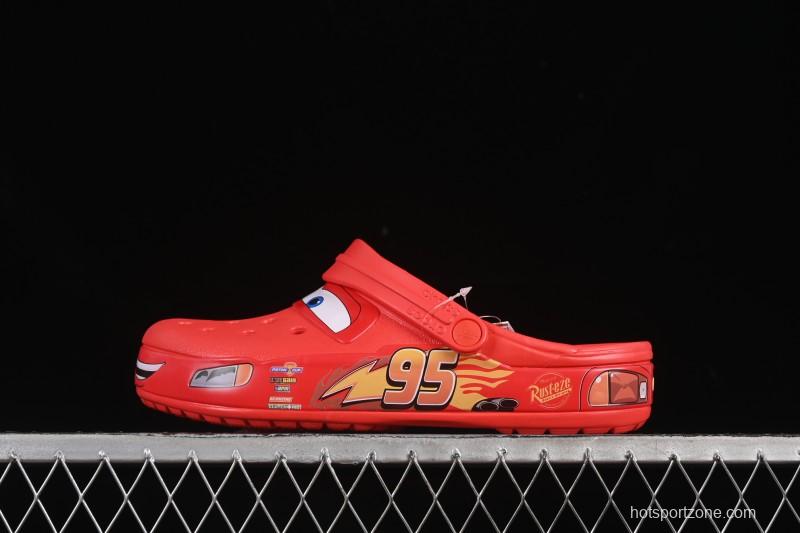 Crocs Classic Two-Way Beach Clog Sandals - B.D4