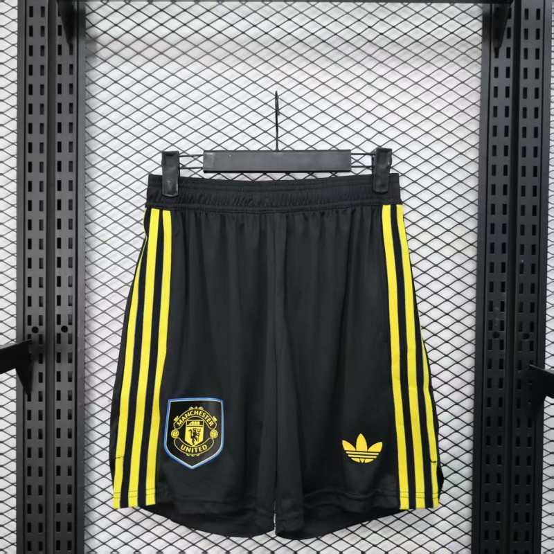 Player Version 25/26 Manchester United Away Shorts