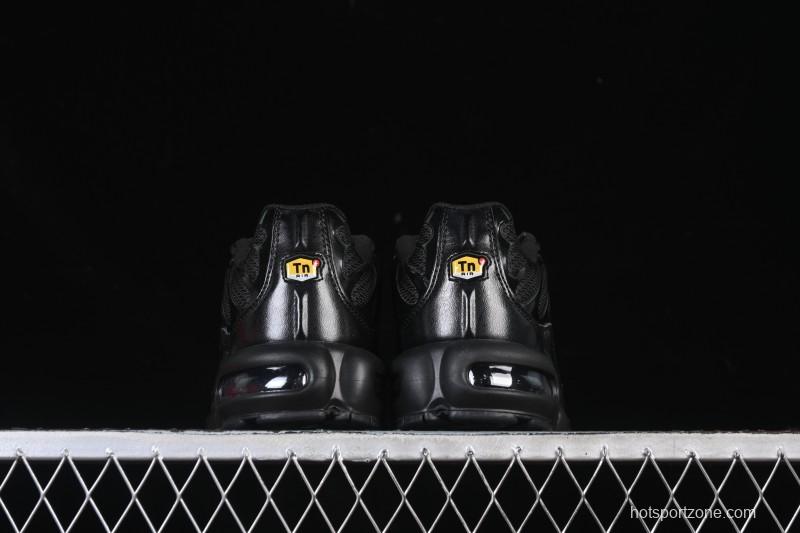 Nike Air Max Plus Retro Running Shoes with Air Cushion Technology - 604133-050