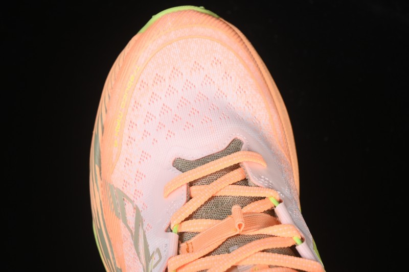 Asics Trabuco Max 4 Breathable Professional Running Shoes - 1011B976-101