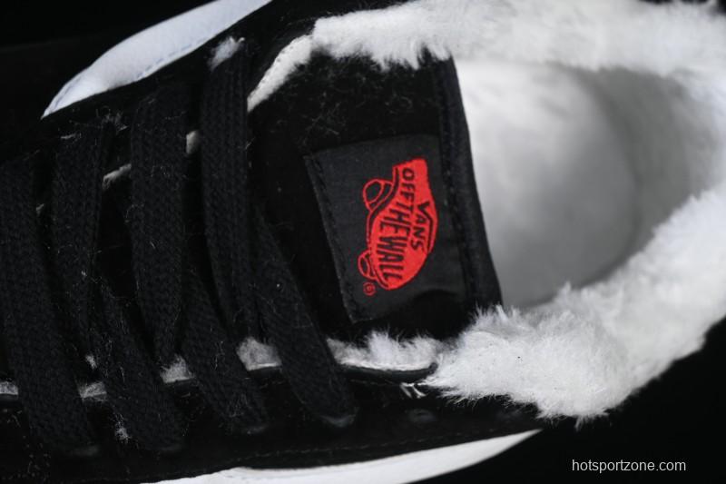 Vans Knu Skool Low-Top Suede Skate Shoes - VN0009QCBMA