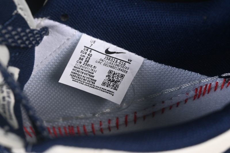 Nike Air Force 1 '07 Low Stussy Collaboration Casual Sneakers with Full-Length Air Cushion - JS8028-016