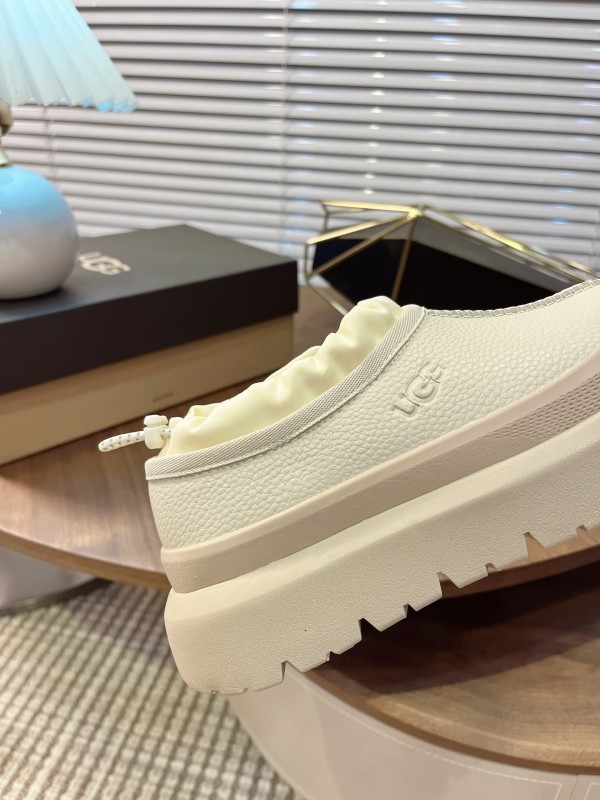 UGG Unisex Tasman Slipper Casual Shoes - MJ00270