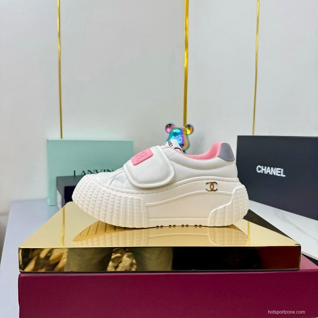 Chanel 2025 SS Panda Loafers Casual Sneakers - LY00330