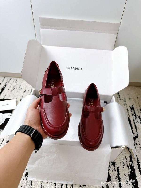 Chanel 2025 SS Loafers Classic Elegant Design - KFY00320