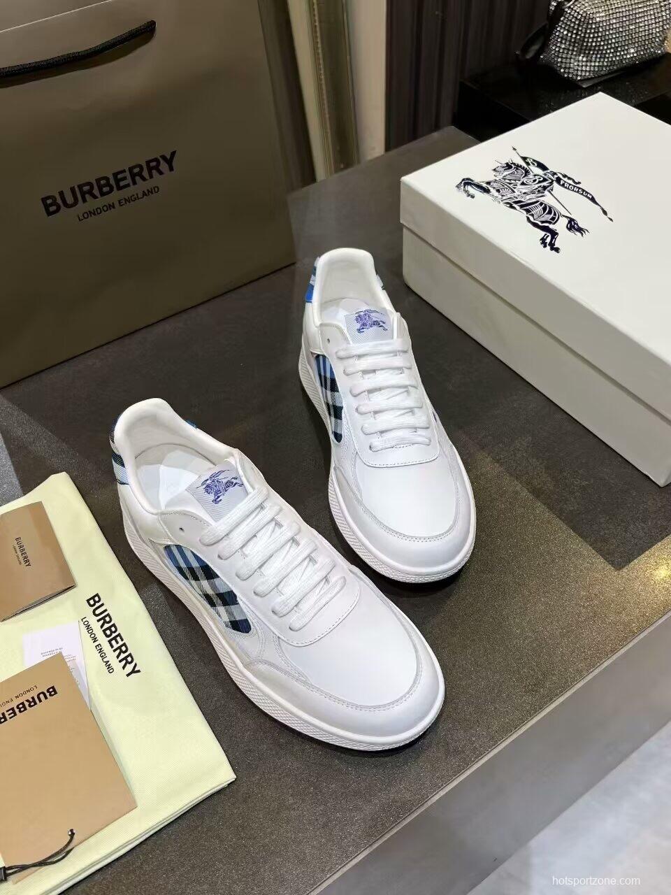 Burberry 2025/SS Italian-Made Sneakers with Equestrian Knight Design Label - KFY00300