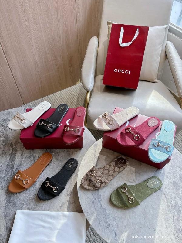 Gucci 2025/SS Leather Mule Sandals with Light Gold Horsebit Detail - LY00280