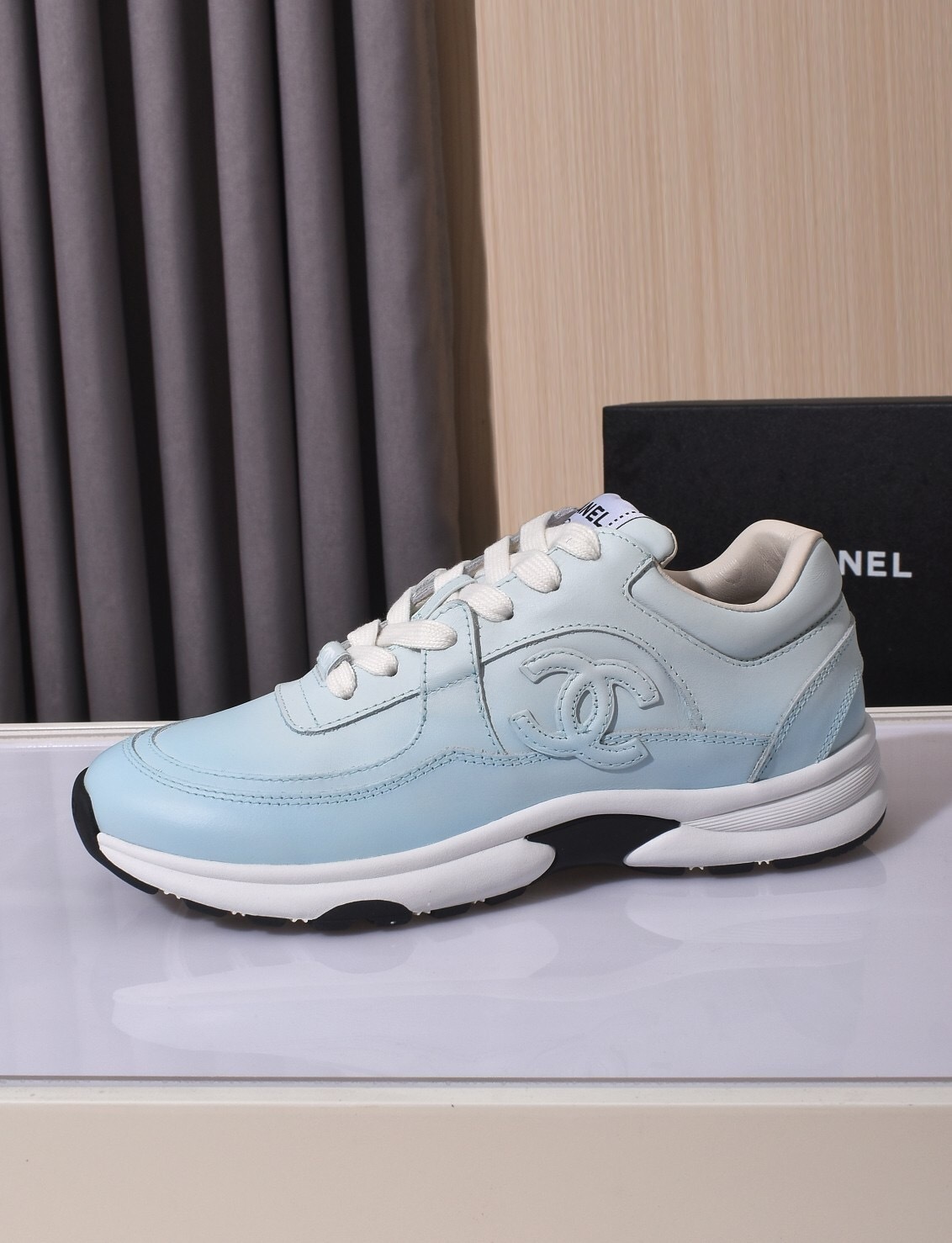 Chanel SS25 Classic Loafer with Gradient Logo - KFY00350