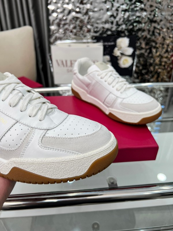 Valentino Joie de Jouer Series Hook-and-Loop Platform Sneakers - AS00360