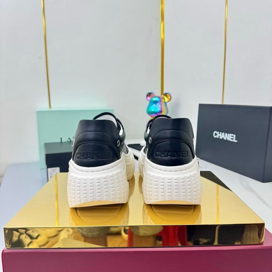 Chanel 2025 SS Panda Loafers Bread Shoes Casual Sneakers - LY00330