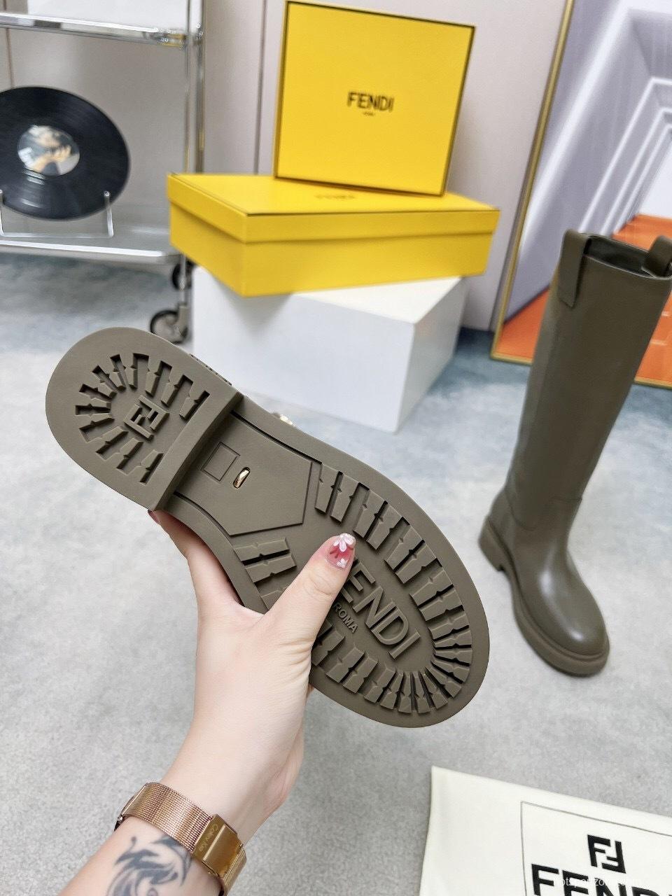FENDI 2025/SS Fall/Winter Monogram Platform High-Top Boots - LY00480
