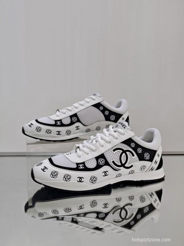 Chanel 2025 SS Limited Edition Silver Horn King 2 Sneakers - KFY00340