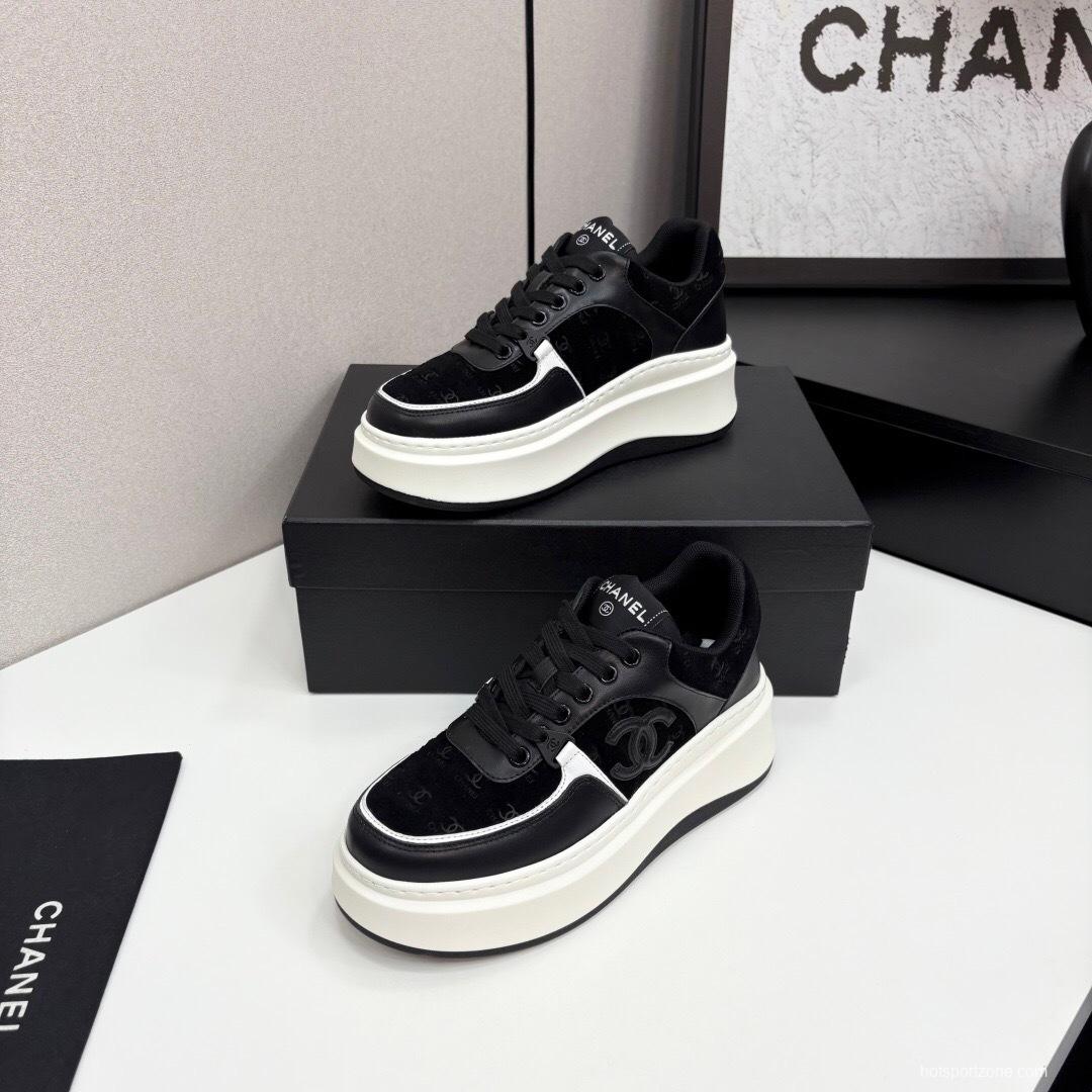 Chanel 2025 SS Panda Casual Sneakers - LY00340