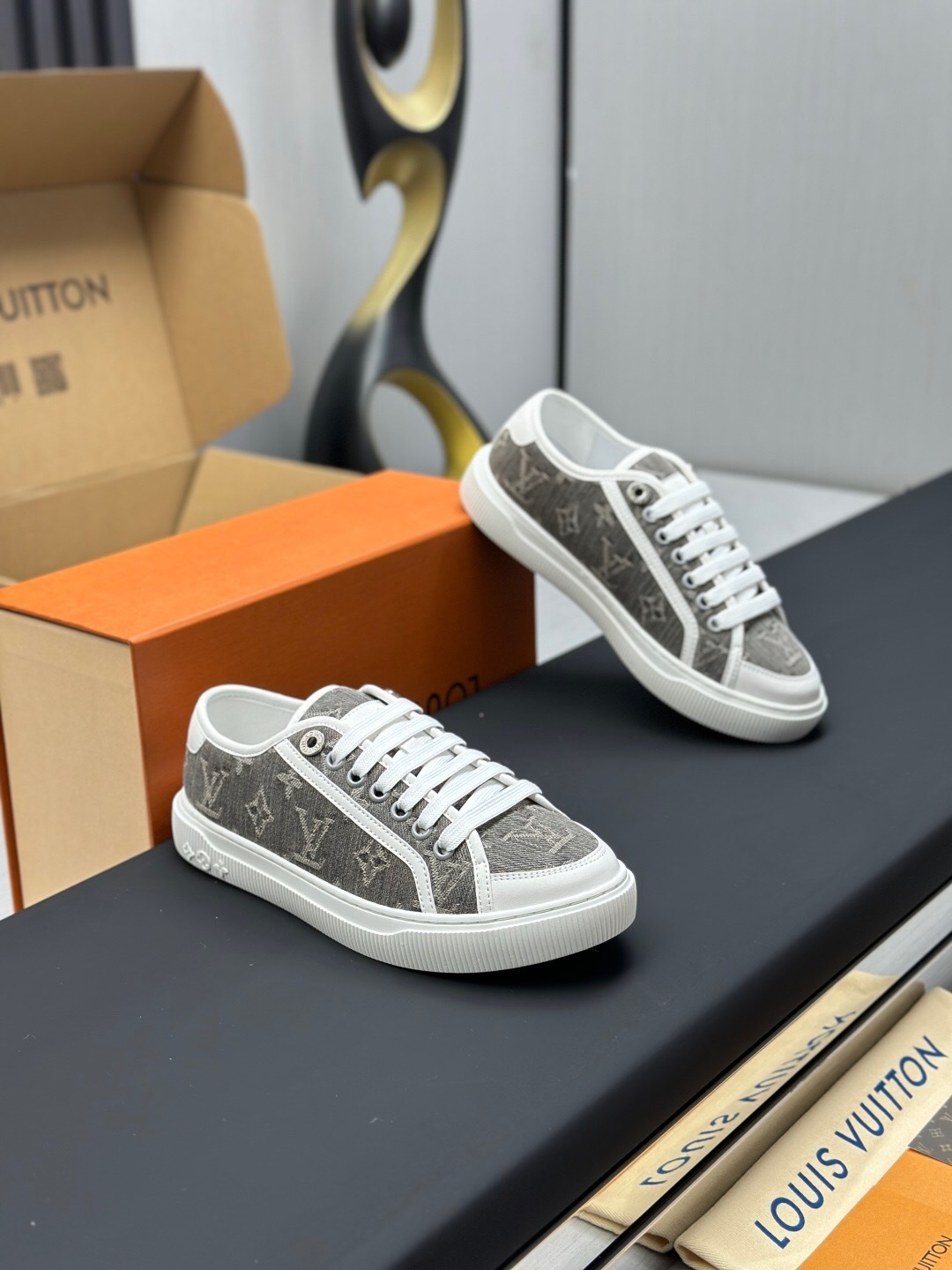 Louis Vuitton Time Out Series Monogram Animal Print Casual White Sneakers - Time Out