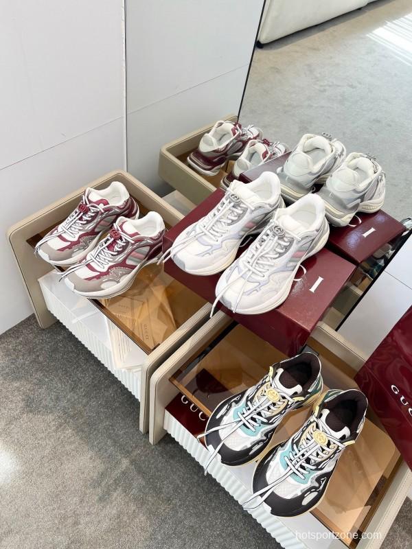 Gucci 2.0 Sneakers with Reflective Stripes and Retro Design - AS00450