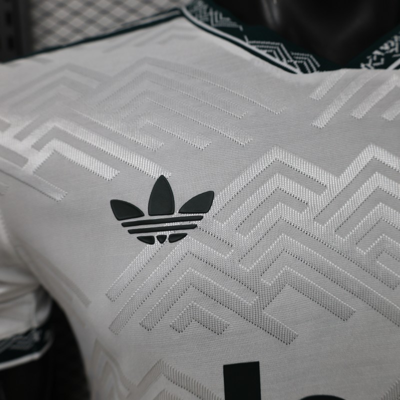 Player Version 26/27 Juventus White with Dark Green Special Edition Jersey