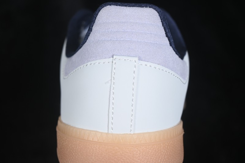 Adidas Samba OG Classic Casual Sneakers with Retro Design - KJ7305