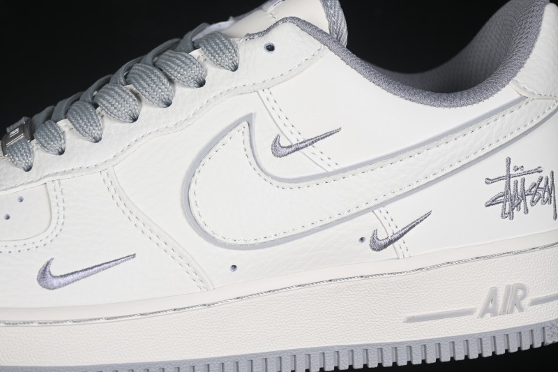Nike Air Force 1 '07 Low Basketball Shoes with Full-Length Air Cushion - NH0601-603