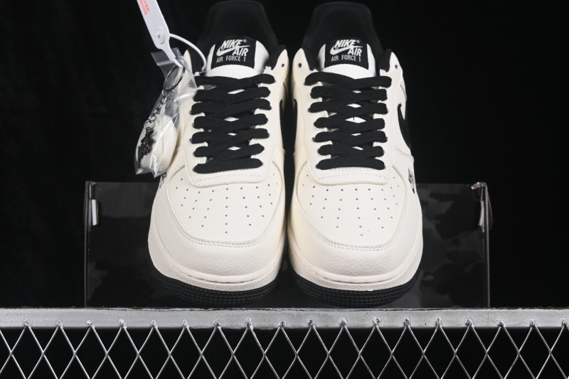 Nike Air Force 1 '07 Low Basketball Shoes with Full-Length Air Cushion - DN1688-825
