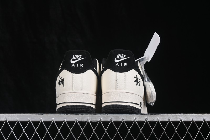 Nike Air Force 1 '07 Low Basketball Shoes with Full-Length Air Cushion - DN1688-825