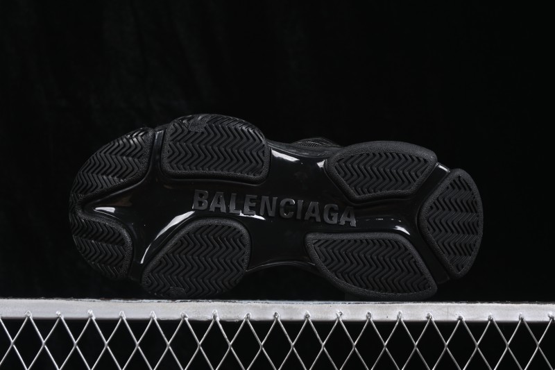 Balenciaga Triple S 2 Gradient Mesh Running Shoes with Layered Sole Design - WTRS21011