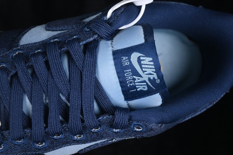 Nike Air Force 1 '07 Low Basketball Sneakers with Classic Cushioned Sole - IR0951-400