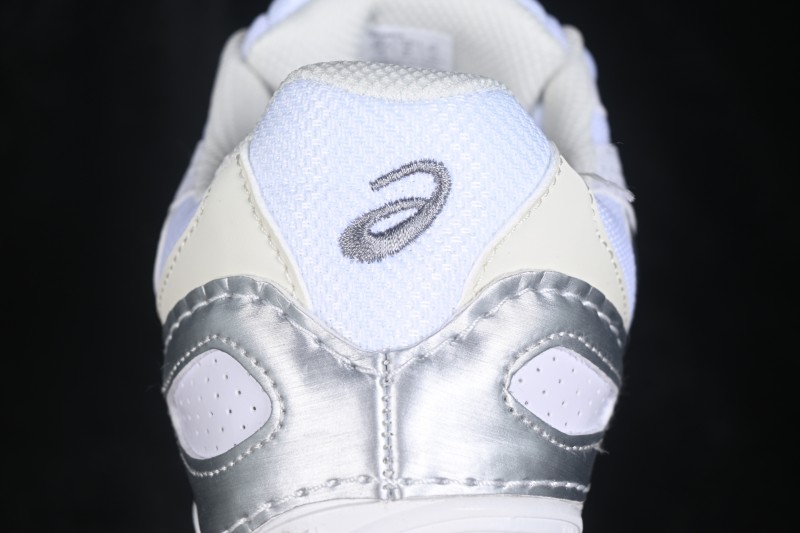 Asics Hypersync Retro Sneakers with Breathable Lightweight Sole - 1203A879-100