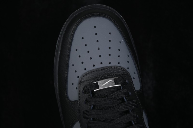 Nike Air Force 1 '07 Low Casual Skateboarding Shoes with Full-Length Air Cushion - IR1475-010