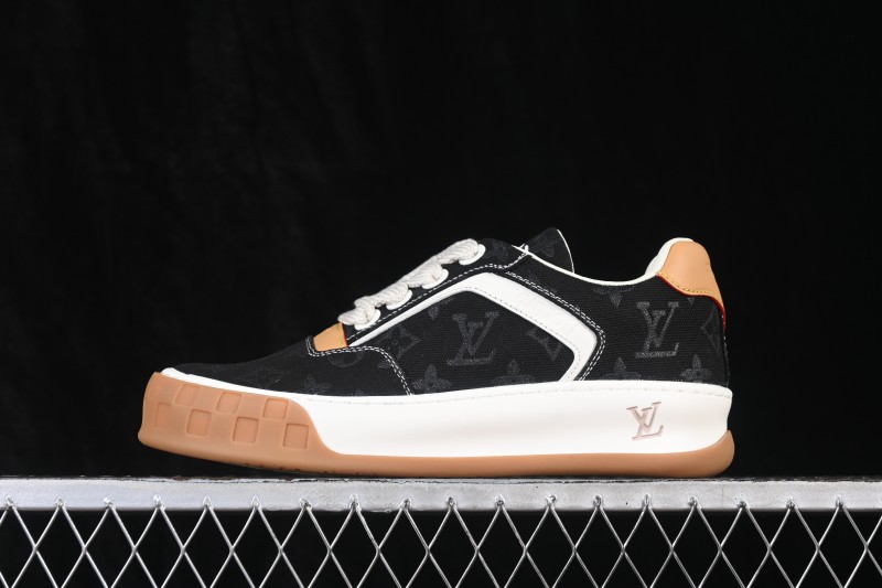 Louis Vuitton Tilted Sneakers Classic 2026SS Low-Top Casual Shoes in Smooth Calfskin Leather with Vuitton Branding - T.E5