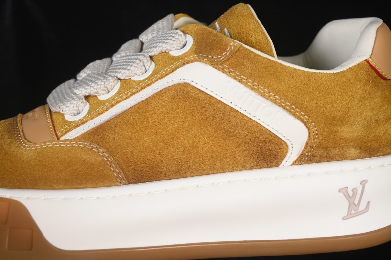 Louis Vuitton Tilted Sneakers Low-Top Casual Shoes in Calf Leather with LV Accent - Cognac