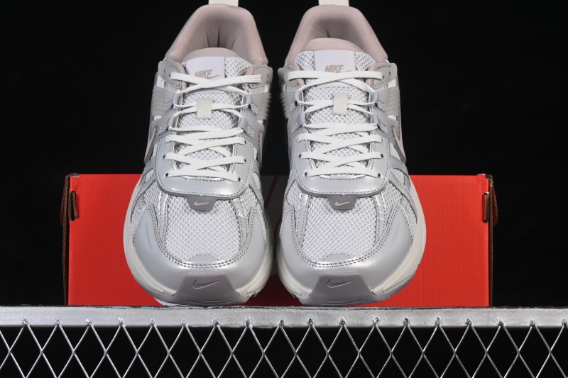 Nike V2K Run Retro Low-Top Running Shoes with Cushlon Foam and Shock Absorption - FD0736-011