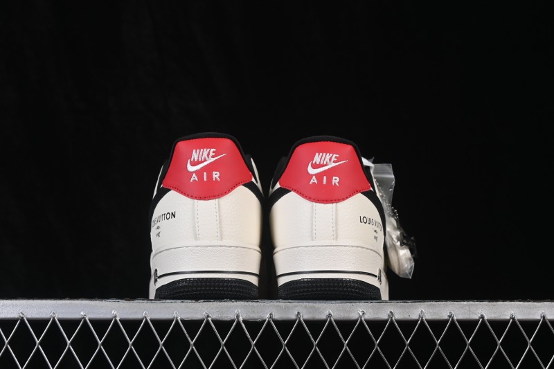 Nike Air Force 1 '07 Low Casual Sneakers with Full-Length Air Cushion - DN1688-815