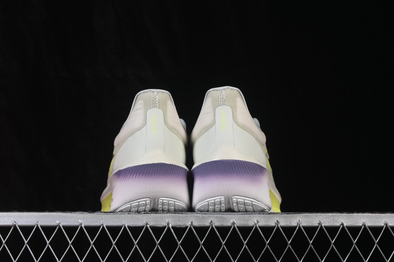 Nike Zoom Fly 6 Running Shoes with React Foam and Carbon Fiber Plate - FN8454-004