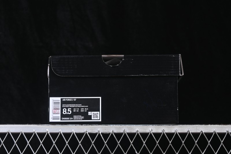 Nike Air Force 1 '07 Low Basketball Shoes with Full-Length Air Cushion - DN9688-104