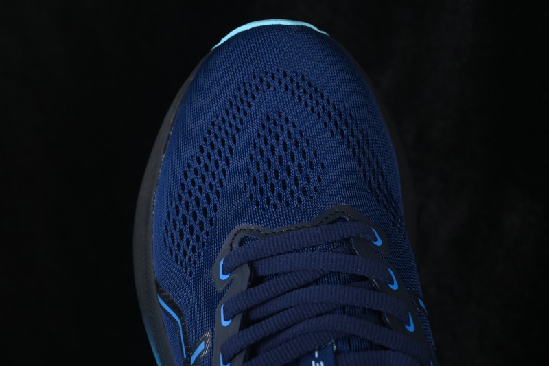 Asics Gel-Kayano 31 Running Shoes with Breathable Mesh and Supportive Cushioning - 1011B869-401