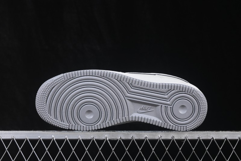 Nike Air Force 1 '07 Low Casual Skateboarding Shoes with Full-Length Air Cushion - WY0655-126