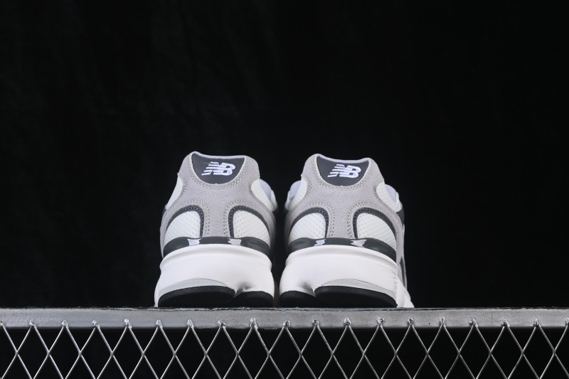 New Balance 603 Retro Casual Running Shoes with Breathable Mesh Upper - M6032OD