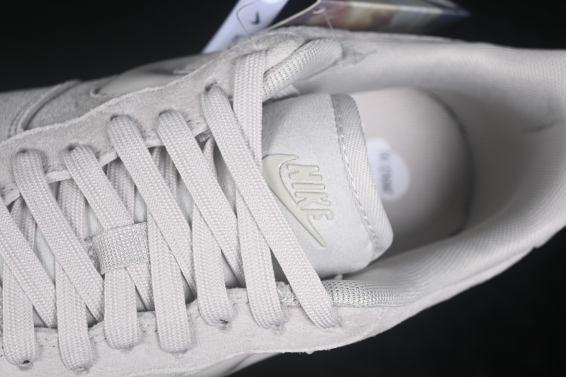 Nike Air Force 1 '07 Low Retro Basketball Shoes with Classic Leather Upper - HV4406-001