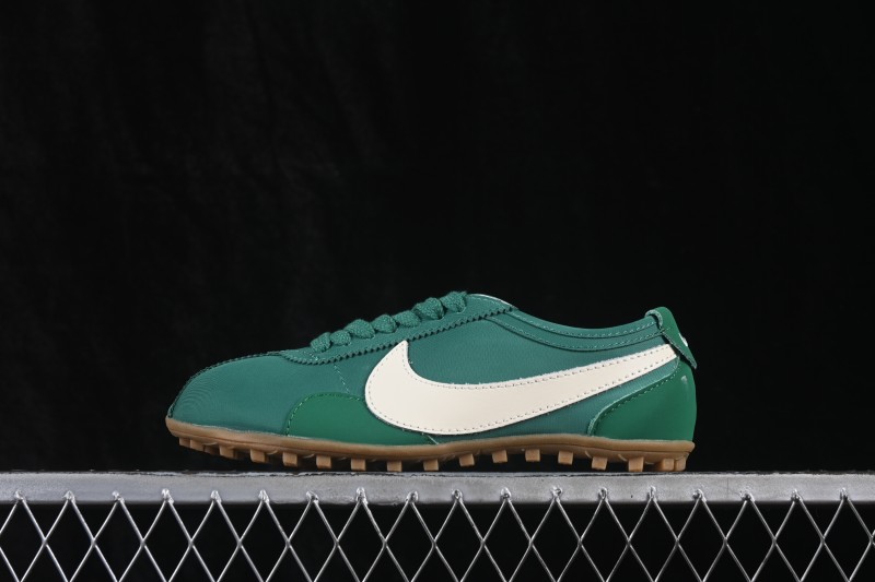 Nike Moon Shoe SP Retro Low-Top Lifestyle Sneakers with Thin Cushioning - IW0955-300