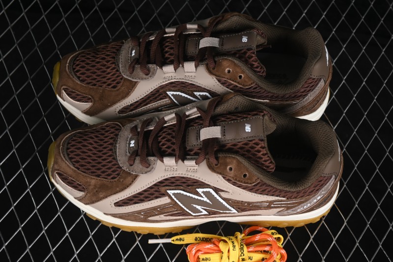 New Balance 204 Series Retro Casual Running Sneakers with Breathable Upper - U204L1IP