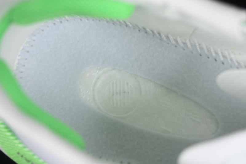 Adidas HyperBoost Edge M Running Shoes with Breathable Cushioning - KI1931