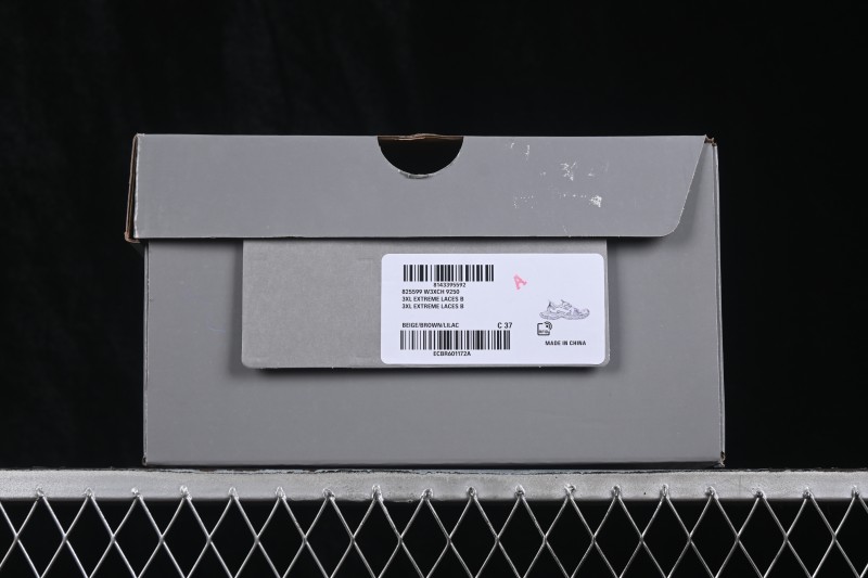Balenciaga 3XL Extreme Laces Logo Running Shoes - W3XCH9250