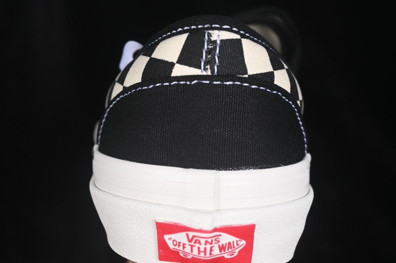 Vans Slip-On Classic Checkerboard Unisex Skate Shoes - VN0A3J9FPZT