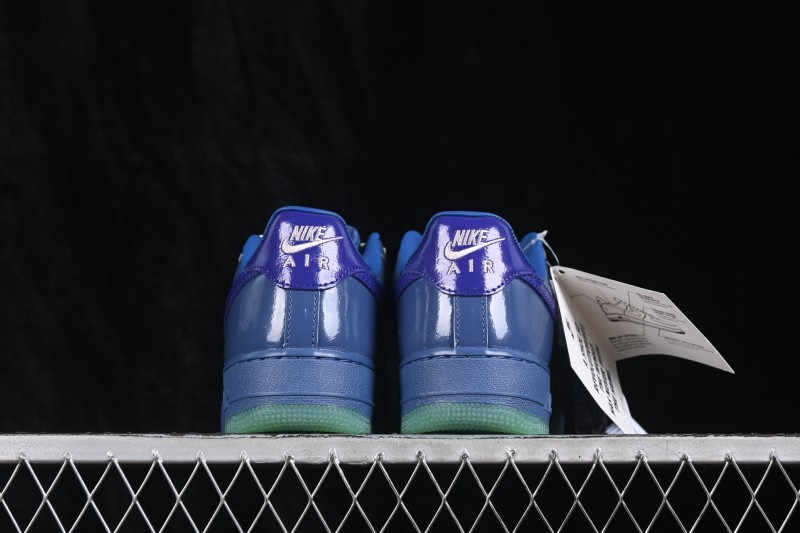 Nike Air Force 1 '07 Low Skateboarding Shoes with Full-Length Air Cushion - IO4489-400