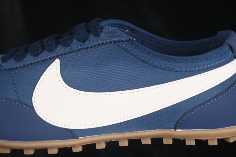 Nike Moon Shoe SP Lifestyle Low-Top Casual Sneakers with Retro Thin Sole - IW0955-400