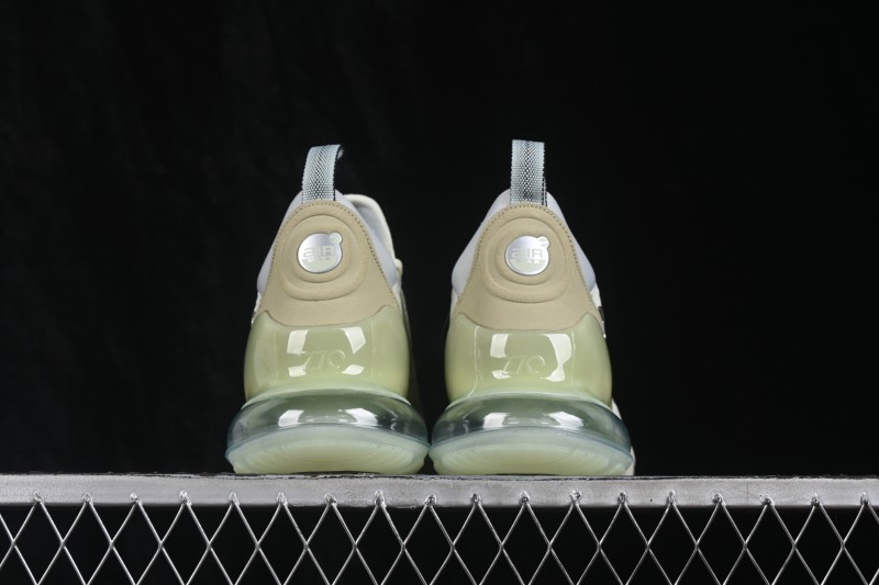 Nike Air Max 270 Premium Running Shoes with Half-Sole Air Cushion - IO9884-001